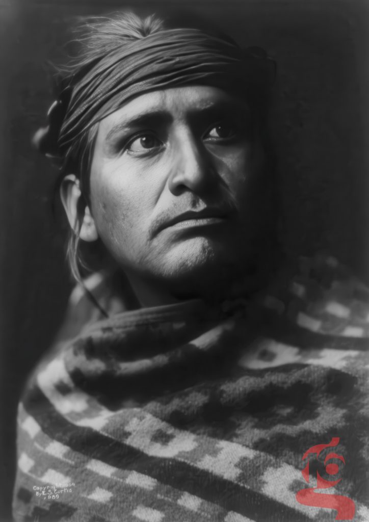 A Chief of the Desert – Navaho, portrait d’un homme diné photographié par Edward S. Curtis en 1904