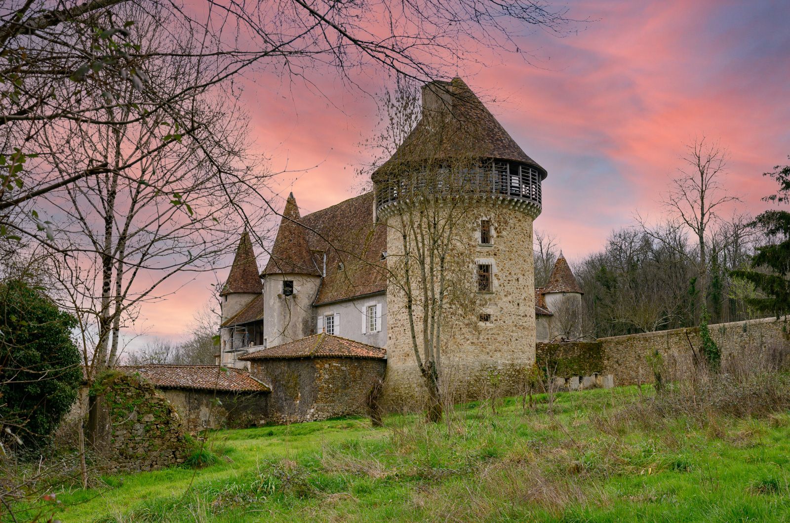 Photographie originale du château de Chabrot utilisée pour réaliser l’illustration personnalisée.