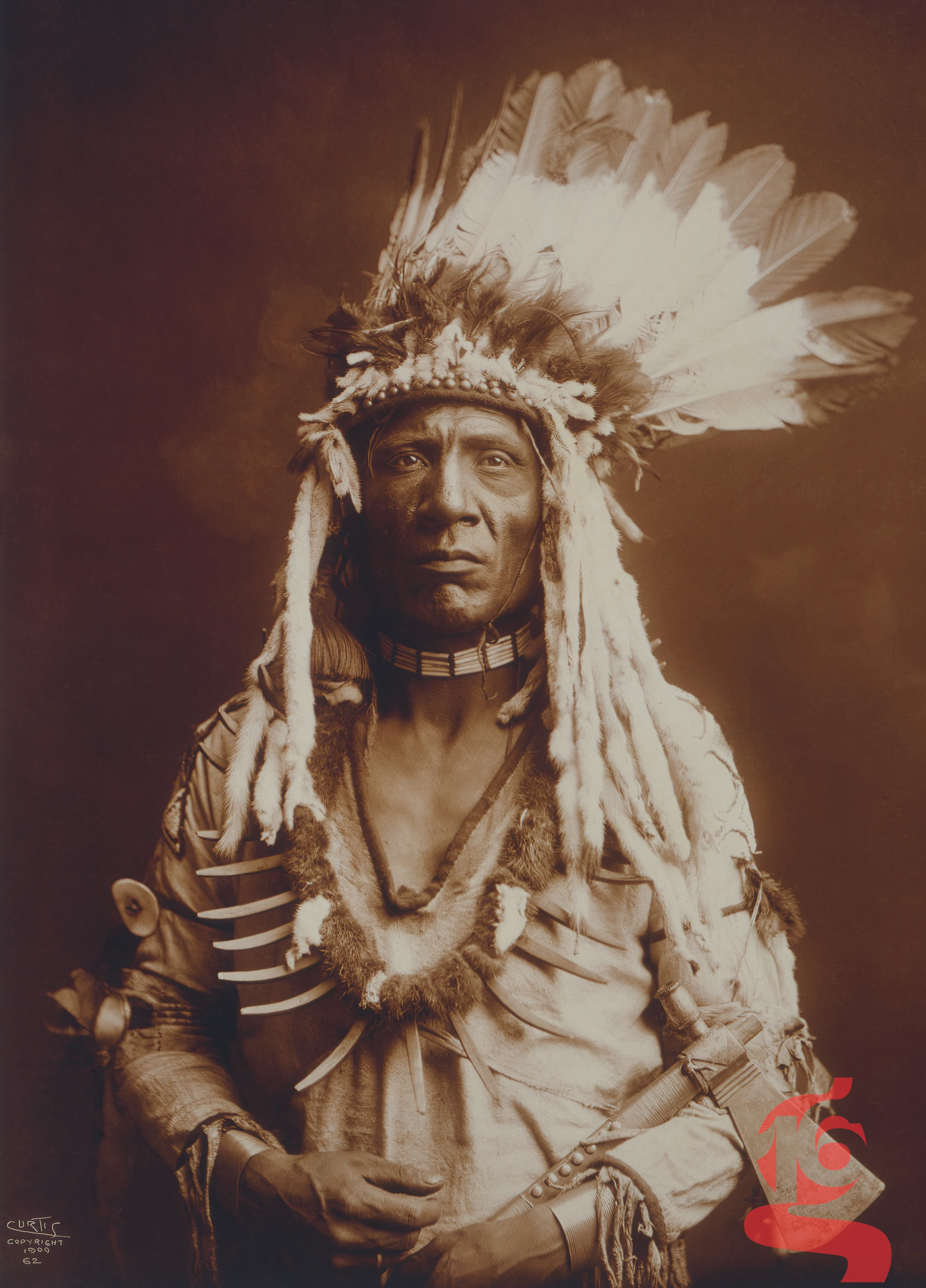 Portrait d’un homme Oglala Sioux en coiffe de plumes, Edward S. Curtis, 1907